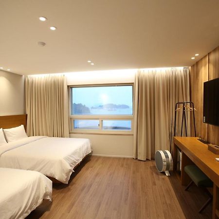 Am Ort Hotel Yeosu Exterior photo