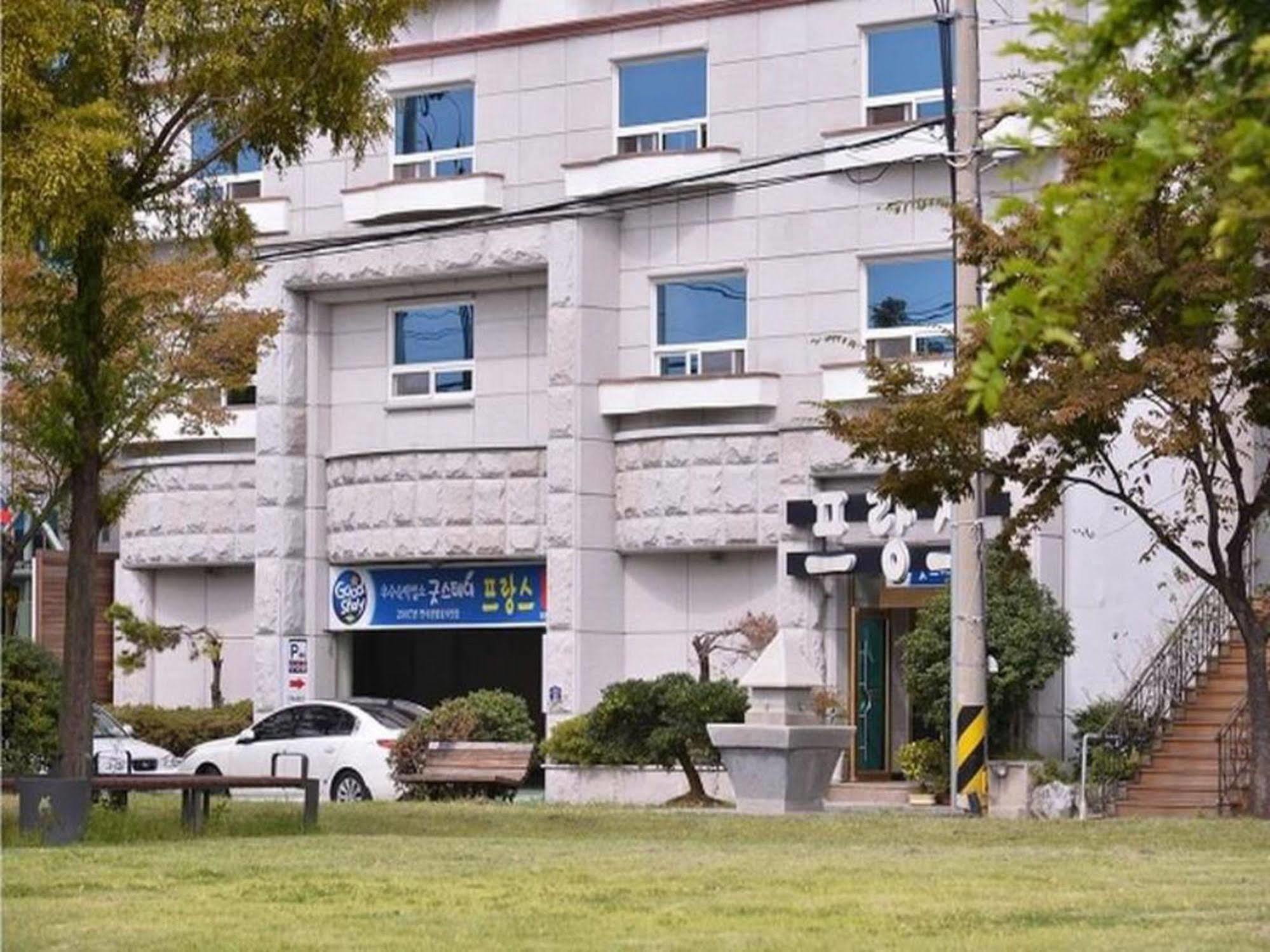 Am Ort Hotel Yeosu Exterior photo